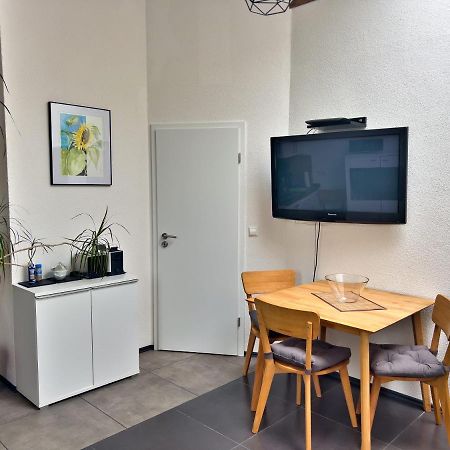 Apartment Finke 2 An Der Messe FDH Exteriör bild